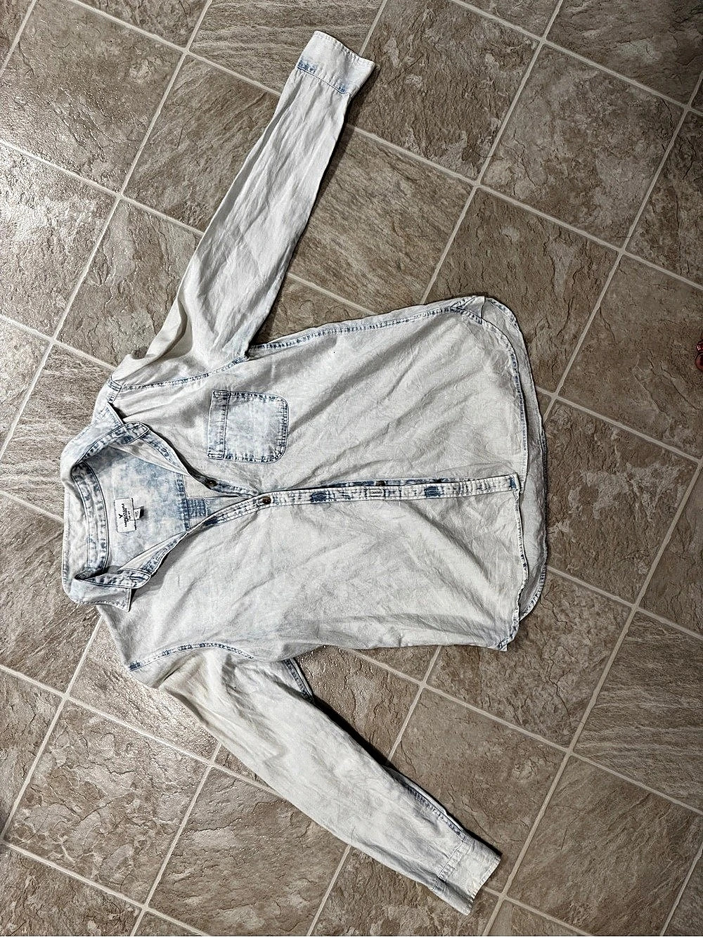 American Eagle Outfitters American Eagle Light Wash Denim Long Sleeve